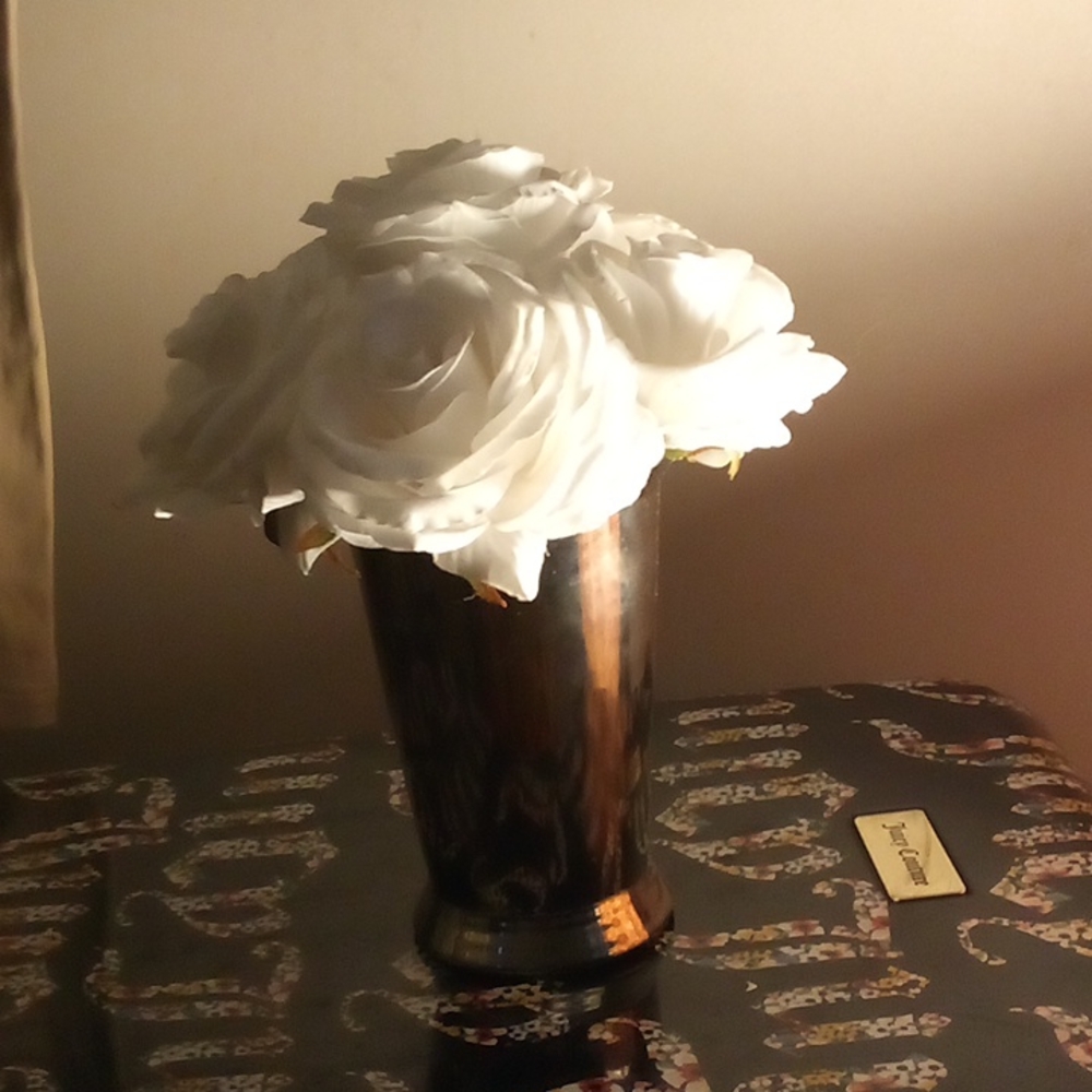 Artificial White flowers 🌺 Arrangement in Vase